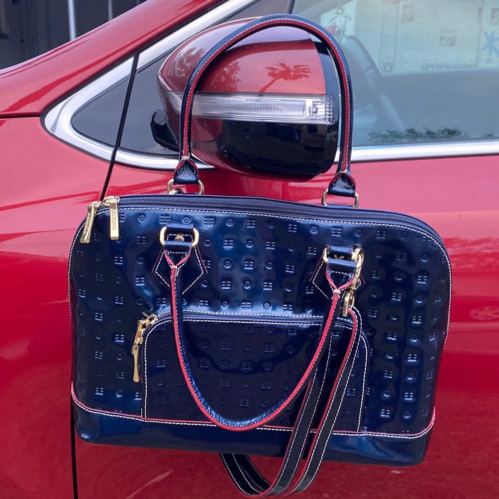 EUC Arcadia “Ocean” Navy blue satchel purse now reconditioned! See matching tote